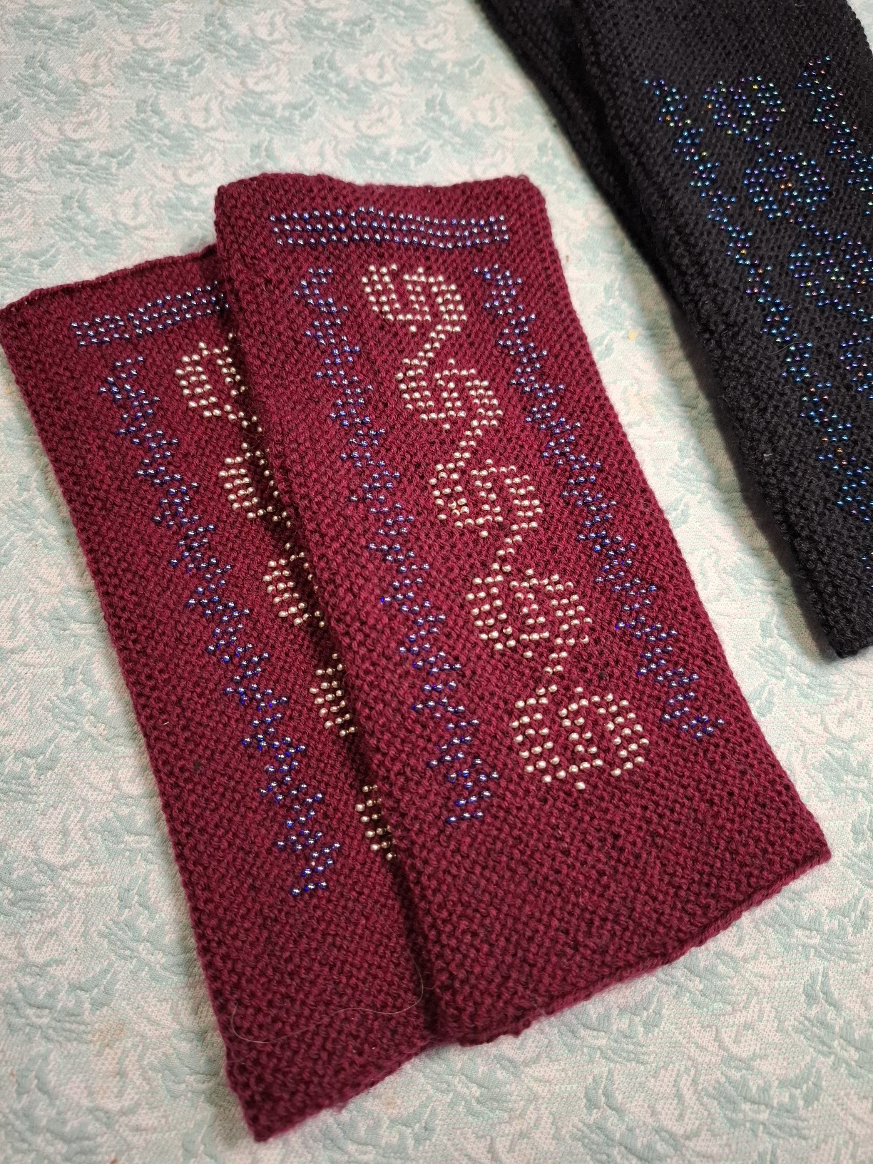 Riešinės su skylute nykščiui - Image 2