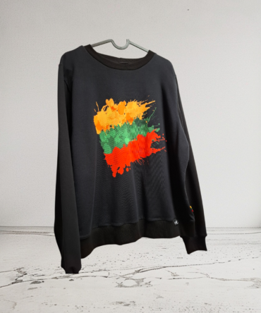 Juodas džemperis Trispalvė