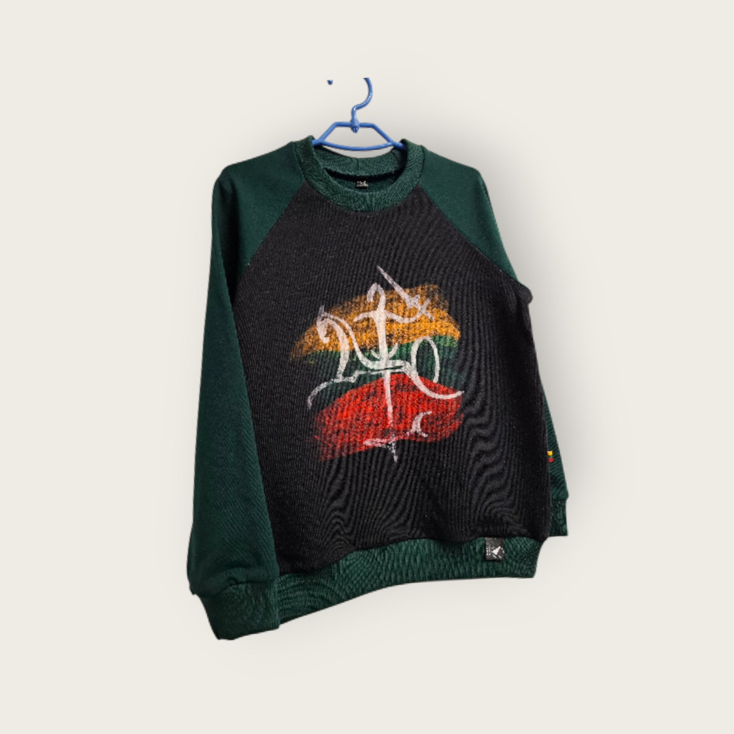 Tamsiai žalias džemperis Stilizuotas Vytis - Image 2