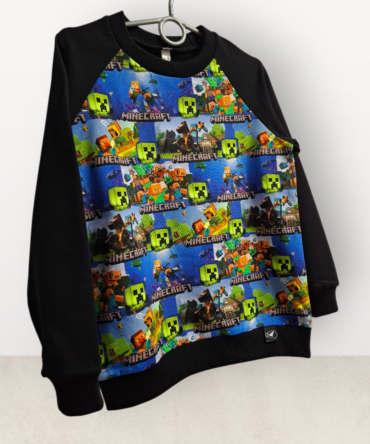 Juodas džemperis Minecraft